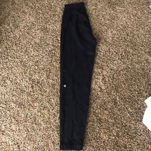 Black lululemon leggings size 6